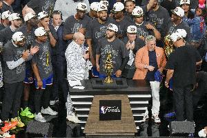 免费NBA篮网vs雄鹿全场录像_免费NBA篮网vs雄鹿全场录像在线观看_免费看直播