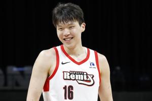 免费哥伦比亚vs葡萄牙直播免费观看免费看入口_免费哥伦比亚vs葡萄牙直播免费观看免费看入口在线观看_免费看直播